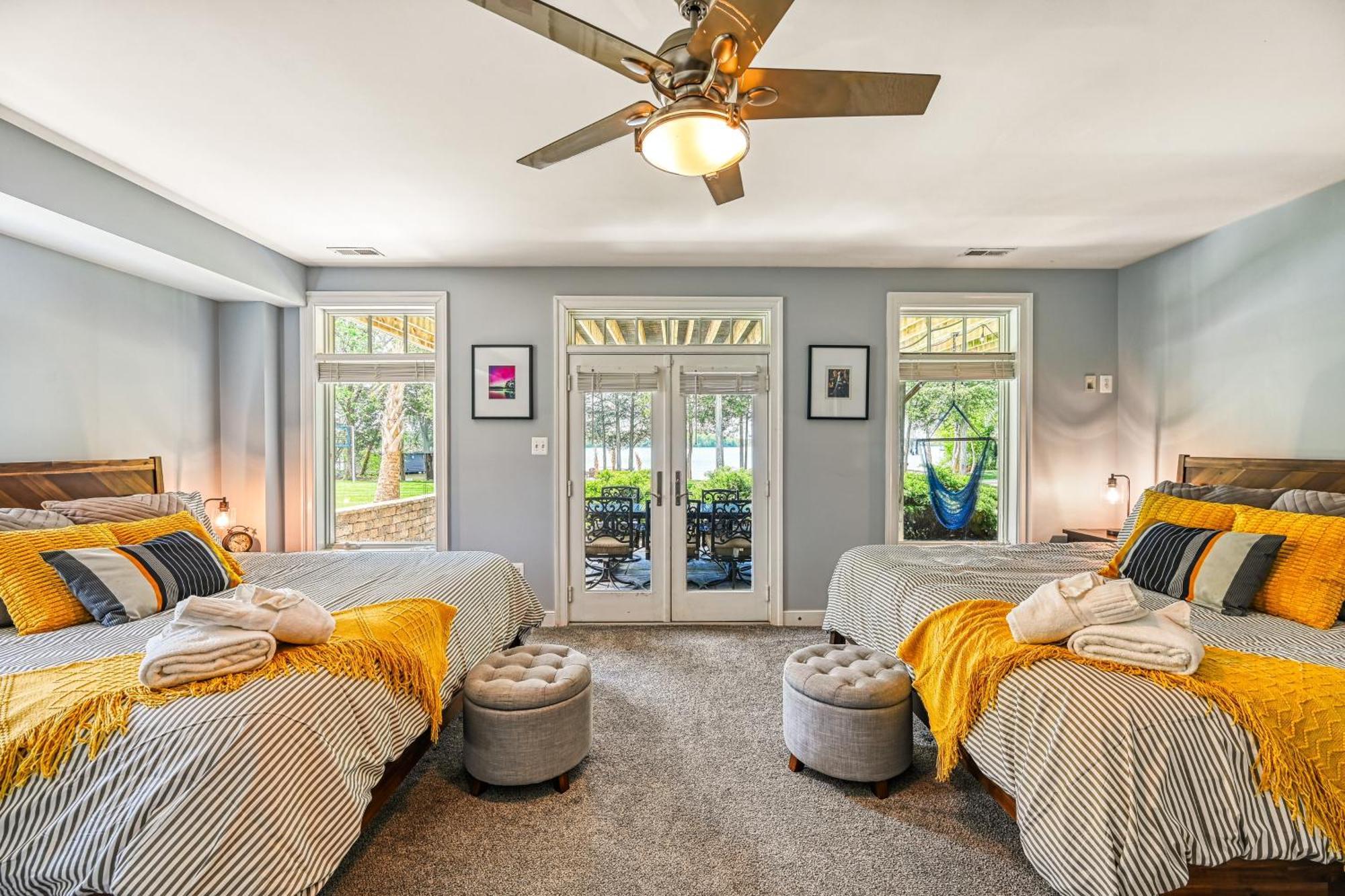 Silver Sands Glenora Bagian luar foto